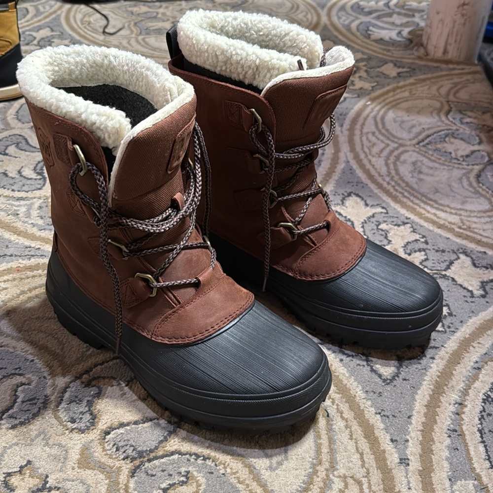 Helly Hansen Boot wore one time!!